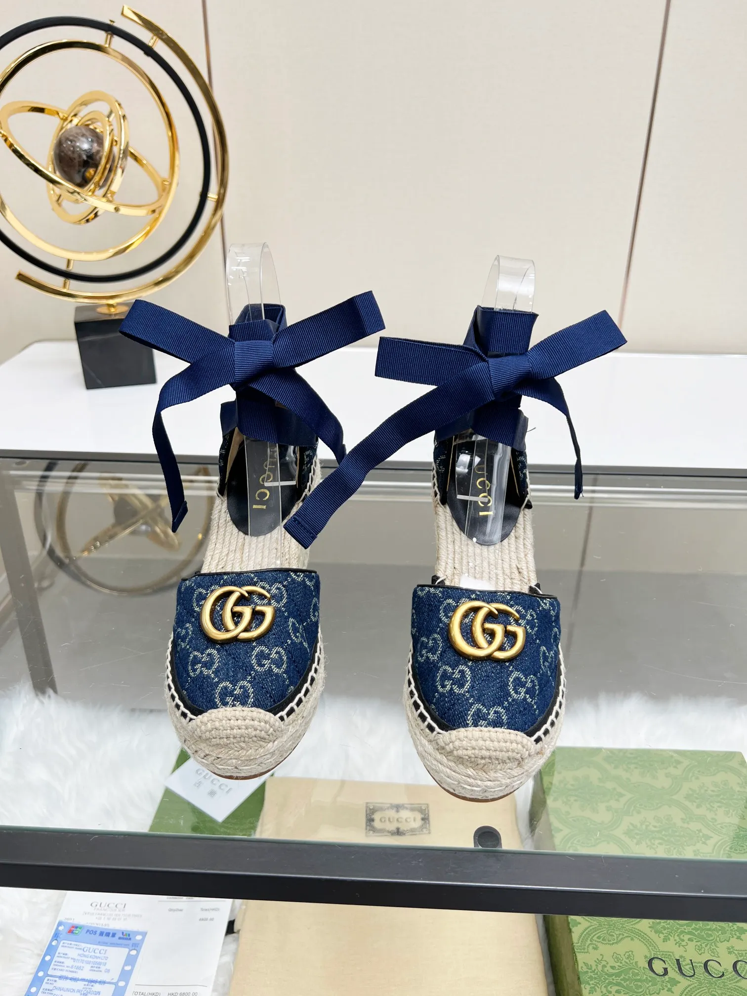 👟👟Ex-factory price 440👟👟 GUCCI wedge fisherman sandals, thick-soled straw, high-end quality, fabric: double G fabric, electric embroidery, lining: mixed sheepskin lining, yardage: 35 ~ 42, color: light blue. Dear new and old customers, the picture has been updated, please transfer the image to change. The upgraded version of the wedge heel currently has more than 40 colors. Transfer the image and sell it.